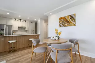 4170 N Marine Dr, Chicago, IL 60613 - Photo 5
