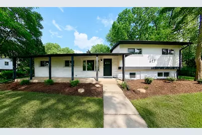 617 S Busse Road, Mount Prospect, IL 60056 - Photo 1