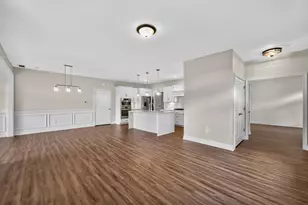 11 Briden Ln, Sycamore, IL 60178 - Photo 7