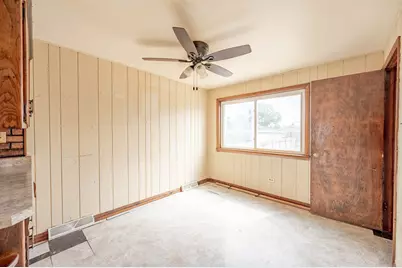 12927 S Saginaw Avenue, Chicago, IL 60633 - Photo 7