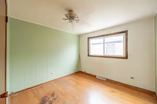 12927 S Saginaw Ave, Chicago, IL 60633 - Photo 9