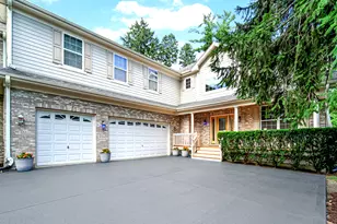 361 S Quentin Rd, Palatine, IL 60067 - Photo 1