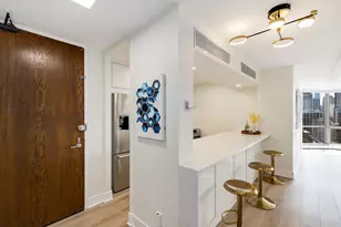 1310 N Ritchie Ct, Chicago, IL 60610 - Photo 13