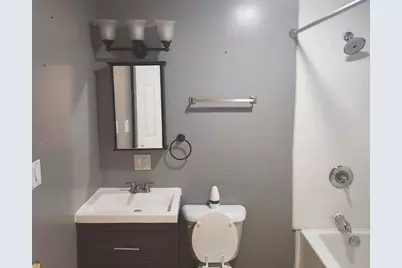 208 Illinois Street #2, Joliet, IL 60436 - Photo 5