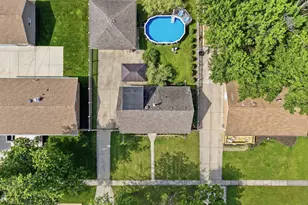 7036 Oxford St, Bridgeview, IL 60455 - Photo 3