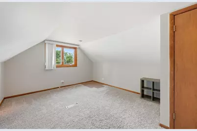 7036 Oxford Street, Bridgeview, IL 60455 - Photo 17