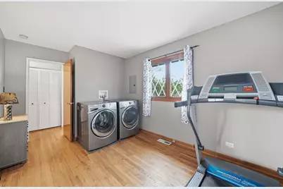 7036 Oxford Street, Bridgeview, IL 60455 - Photo 13