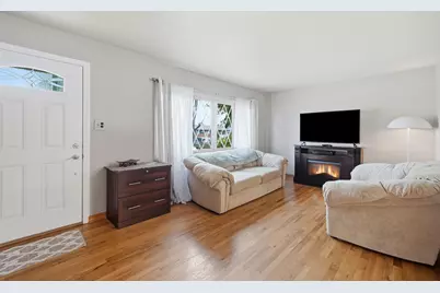 7036 Oxford Street, Bridgeview, IL 60455 - Photo 5