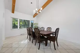 346 Butternut Dr, Wood Dale, IL 60191 - Photo 5