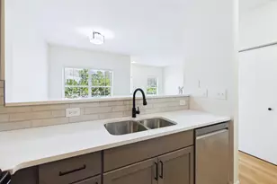 3 Charlotte Cir, Elmhurst, IL 60126 - Photo 15