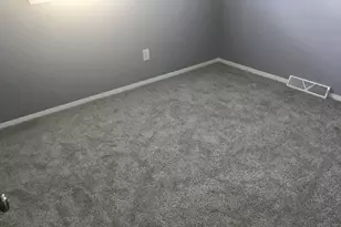120 Caroline Ct, Geneva, IL 60134 - Photo 5