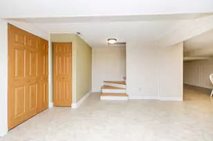 1012 S Church Rd, Mount Prospect, IL 60056 - Photo 31