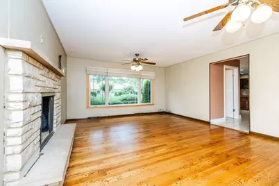 1012 S Church Road, Mount Prospect, IL 60056 - Photo 11