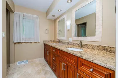 1012 S Church Road, Mount Prospect, IL 60056 - Photo 23