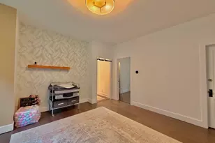 4120 W Barry Ave, Chicago, IL 60641 - Photo 9