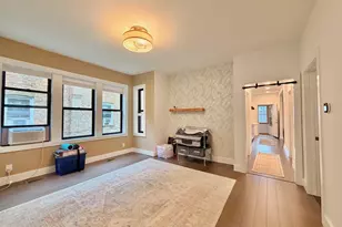 4120 W Barry Ave, Chicago, IL 60641 - Photo 13
