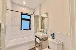4120 W Barry Ave, Chicago, IL 60641 - Photo 11