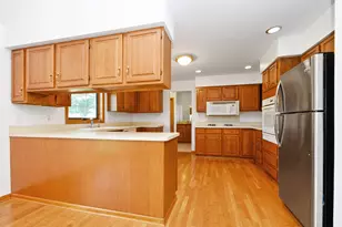 24662 W Red Oak Ln, Shorewood, IL 60404 - Photo 25