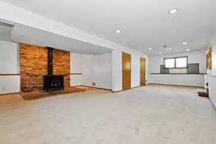 24662 W Red Oak Ln, Shorewood, IL 60404 - Photo 33