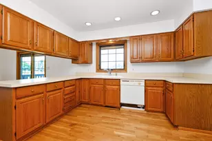 24662 W Red Oak Ln, Shorewood, IL 60404 - Photo 27