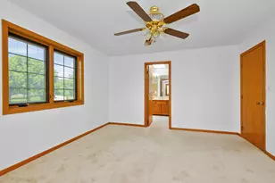 24662 W Red Oak Ln, Shorewood, IL 60404 - Photo 19