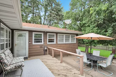 2608 Essington Road, Joliet, IL 60435 - Photo 5