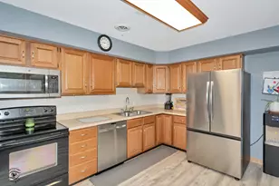 2608 Essington Rd, Joliet, IL 60435 - Photo 15