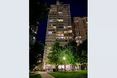653 N Kingsbury Street #1103, Chicago, IL 60654 - Photo 3