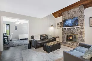 736 Glen Way, Gurnee, IL 60031 - Photo 9