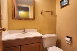 402 Honey Locust Dr, Wheeling, IL 60090 - Photo 9