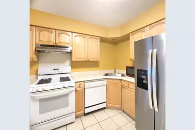 402 Honey Locust Drive, Wheeling, IL 60090 - Photo 7
