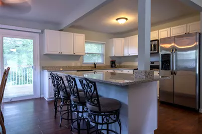 334 N Brookshore Drive, Shorewood, IL 60404 - Photo 5