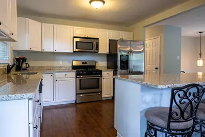 334 N Brookshore Drive, Shorewood, IL 60404 - Photo 3