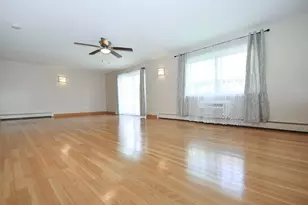 8999 Kennedy Dr, Des Plaines, IL 60016 - Photo 5