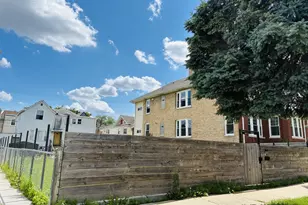 4925 W Warwick Ave, Chicago, IL 60641 - Photo 1
