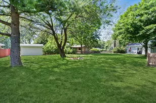28W691 Leverenz Rd, Naperville, IL 60564 - Photo 21