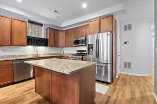 7018 N Ashland Blvd, Chicago, IL 60626 - Photo 7