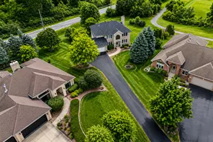 16035 W Red Cloud Dr, Lockport, IL 60441 - Photo 5