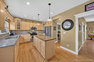 711 Ridge Dr, Elburn, IL 60119 - Photo 13