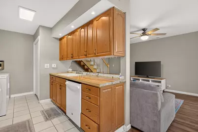 1034 Cove Drive #147B, Prospect Heights, IL 60070 - Photo 7