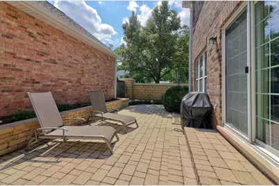 1702 Astor Avenue, Oakbrook Terrace, IL 60181 - Photo 21