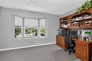 1702 Astor Ave, Oakbrook Terrace, IL 60181 - Photo 15