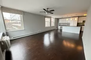 3033 N Sheridan Rd, Chicago, IL 60657 - Photo 3