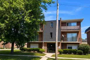 653 Chappel Ave, Calumet City, IL 60409 - Photo 1