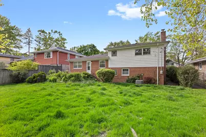 221 W Sheridan Place, Lake Bluff, IL 60044 - Photo 23