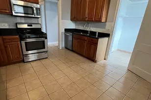 4411 W Montrose Ave, Chicago, IL 60641 - Photo 3