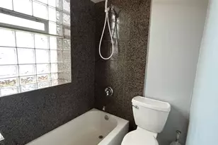 4411 W Montrose Ave, Chicago, IL 60641 - Photo 9