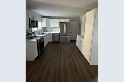2601 W John Street, Champaign, IL 61821 - Photo 9