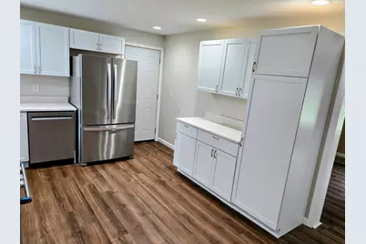 2601 W John Street, Champaign, IL 61821 - Photo 7
