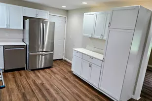 2601 W John St, Champaign, IL 61821 - Photo 7